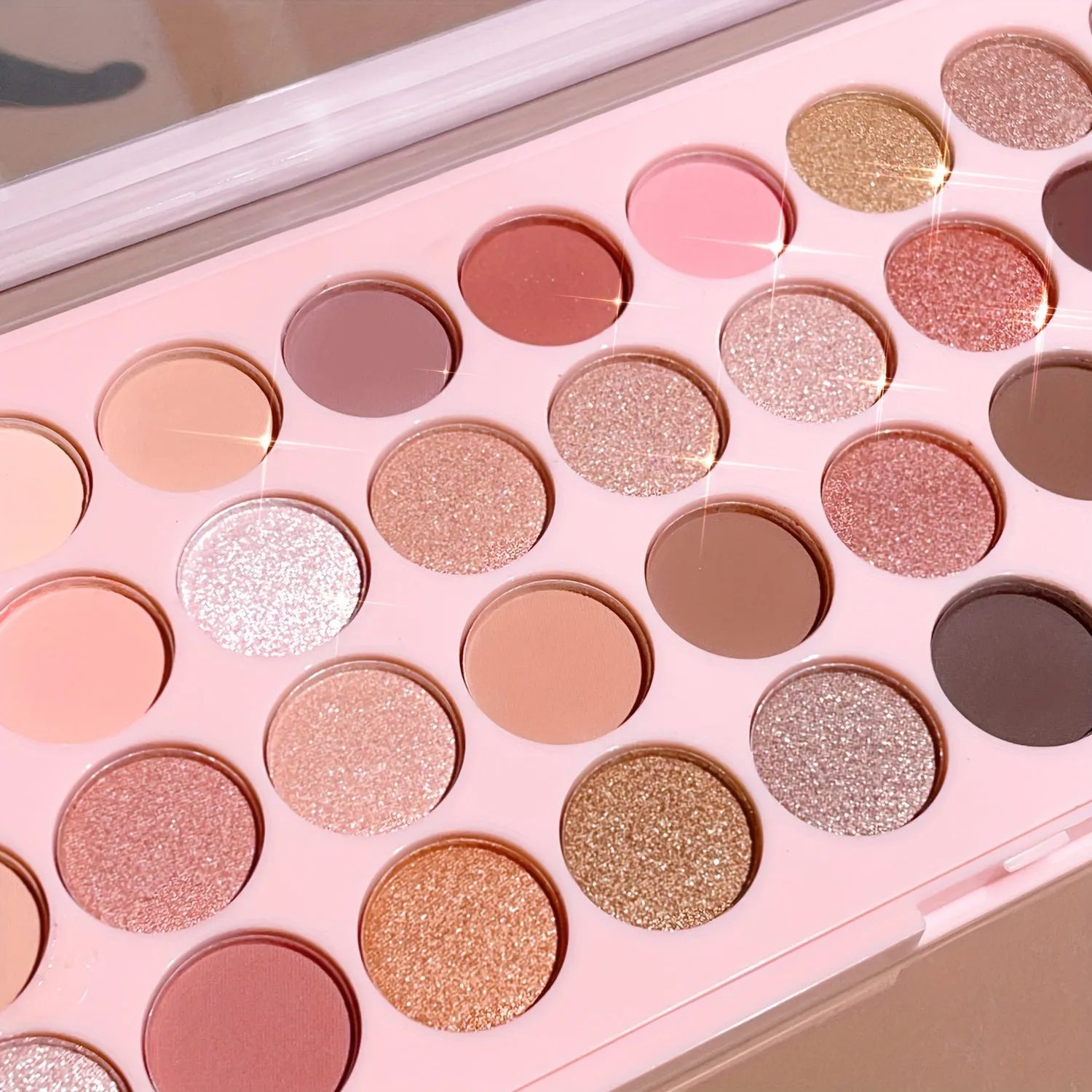 ANNA ROSE 40-Color Eyeshadow Palette