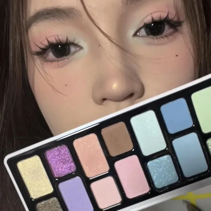 Yeknu Eyeshadow Palettes Blue Green Earth Color Eye Shadow Spring Summer Cool Tone Shadow Palette Matte Eye Pigments Korea Makeup